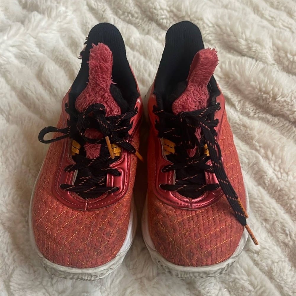 Under Armour Curry Flow 9 Sesame St "Dribble Me Elmo"  Kids' Basketball Shoe 13